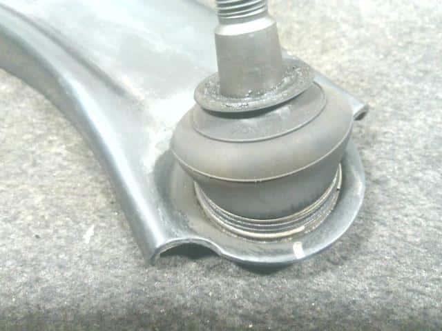 Front Right Lower Control Arm SUZUKI Solio 2018 DAA-MA36S 4520181P00 — photo 5