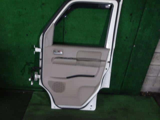 Front Right Door Assembly SUZUKI Every 2013 ABA-DA64W 6800168H01 — photo 6