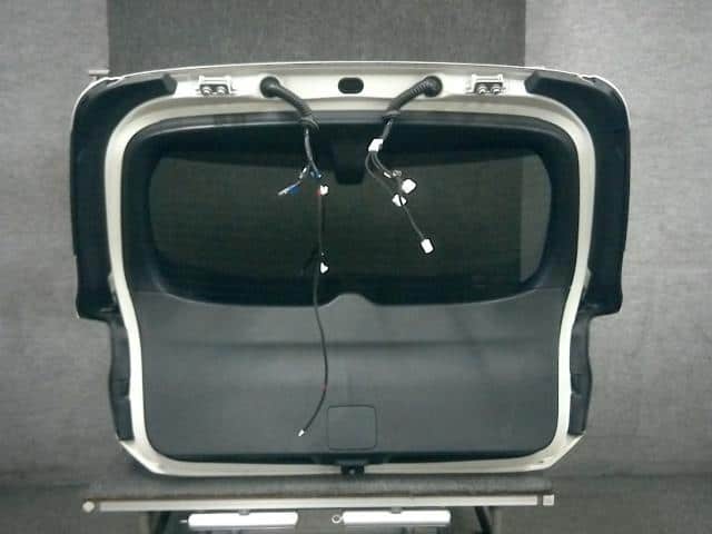 Back Door Assembly SUBARU Levorg 2021 4BA-VN5 60809VC0309P — photo 2