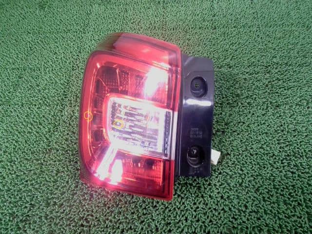 Left Tail Light SUZUKI SX4 2017 DBA-YB22S 3567064R00 — photo 1
