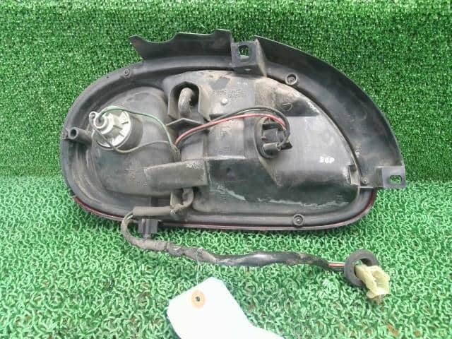 Right Tail Light SUZUKI Cappuccino 1993 E-EA11R 3565080F00 — photo 2