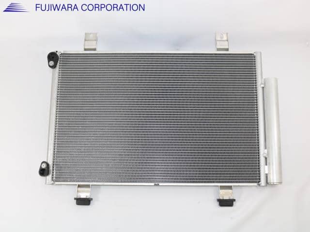 Condenser SUZUKI Swift 2007 DBA-ZC71S 9531063J00 — photo 1