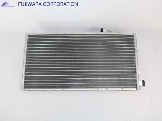 Condenser ISUZU Como 2012 CBF-JVR2E26 5861597530 — photo 2