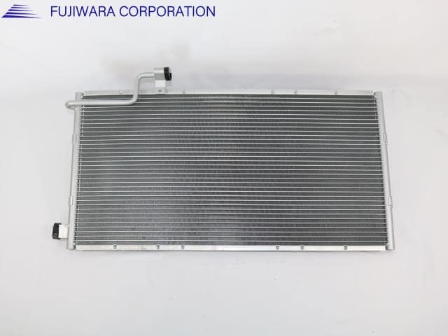 Condenser ISUZU Como 2012 CBF-JVR2E26 5861597530 — photo 1