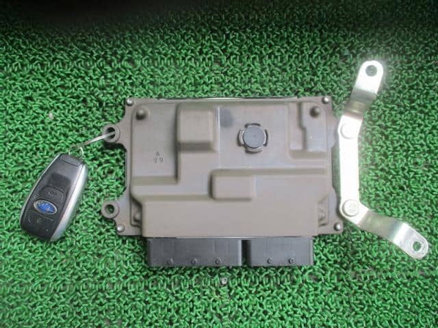 Engine Control Unit SUBARU Impreza 2020 DBA-GT2 22765AP660 — photo 1