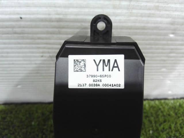 Power Window Switch SUZUKI Hustler 2017 DAA-MR41S 3799065P00 — photo 3