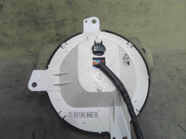 Speedometer ISUZU Forward 2004 PB-FRR35H3S 1831208420 — photo 2
