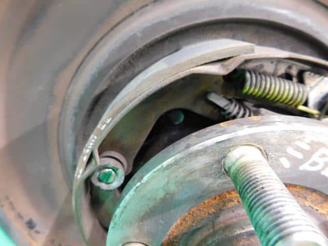 Rear Left Knuckle Hub Assembly SUBARU Legacy 2001 TA-BE5 — photo 4