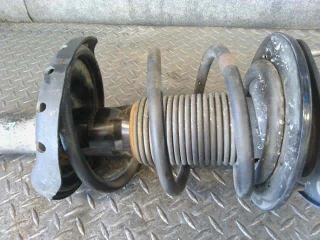 Front Left Strut SUBARU Impreza 2012 DBA-GP2 — photo 3