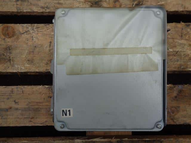 Engine Control Unit HINO Dutro 2008 BJG-XKU508M 8966137751 — photo 1