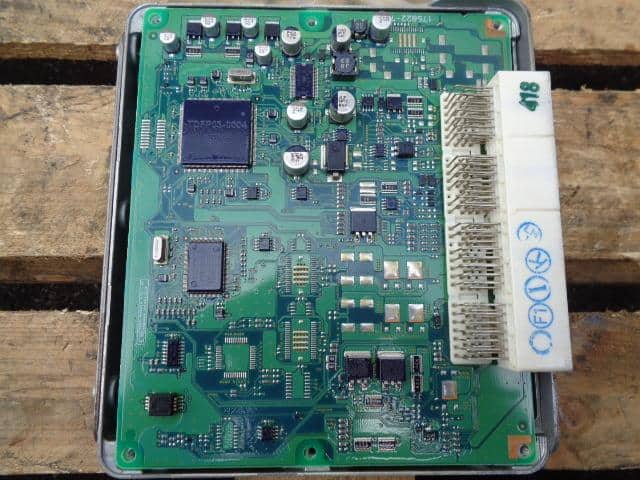 Engine Control Unit HINO Dutro 2008 BJG-XKU508M 8966137751 — photo 6