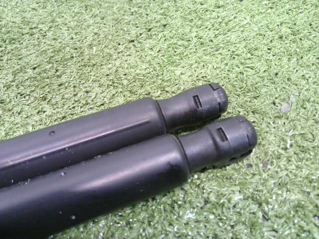 Tail Gate Damper SUZUKI Wagon R 2007 CBA-MH22S 8185058J10 — photo 2