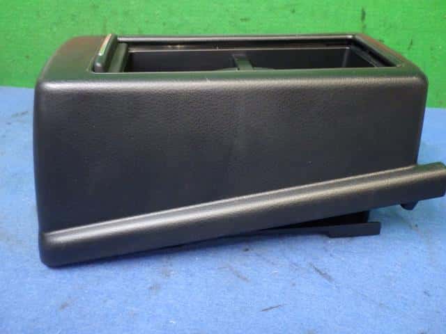 Console Box SUBARU 2016 DBA-YAM — photo 5
