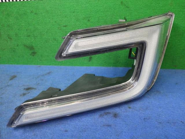 Light SUBARU 2016 DBA-YAM — photo 5