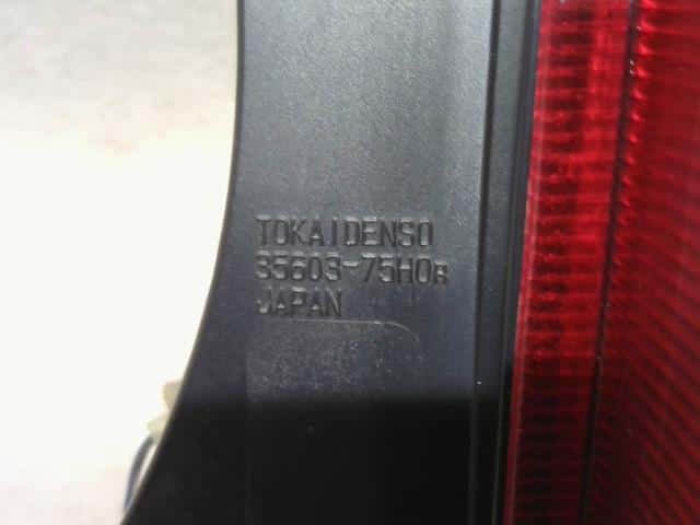 Right Tail Light SUZUKI Lapin 2002 UA-HE21S 3565075H00 — photo 2