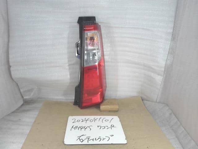 Right Tail Light SUZUKI Wagon R 2015 DAA-MH44S 3565072M00 — photo 1