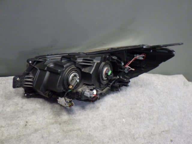 Right Headlight SUBARU Impreza 2012 DBA-GP3 84001FJ000 — photo 2