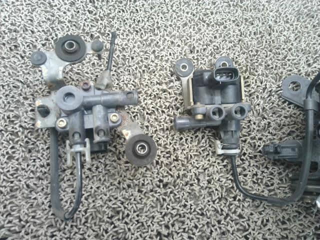 Air Suspension Compressor TOYOTA Crown Majesta 2004 DBA-UZS186 4891430060 — photo 6