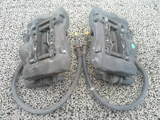 Rear Right Caliper TOYOTA Crown Majesta 2004 DBA-UZS186 4783030310 — photo 1