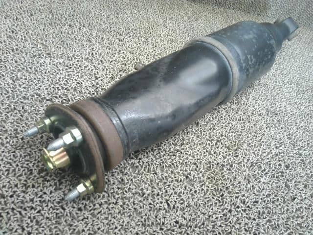 Rear Left Air Suspension TOYOTA Crown Majesta 2004 DBA-UZS186 4809030140 — photo 2