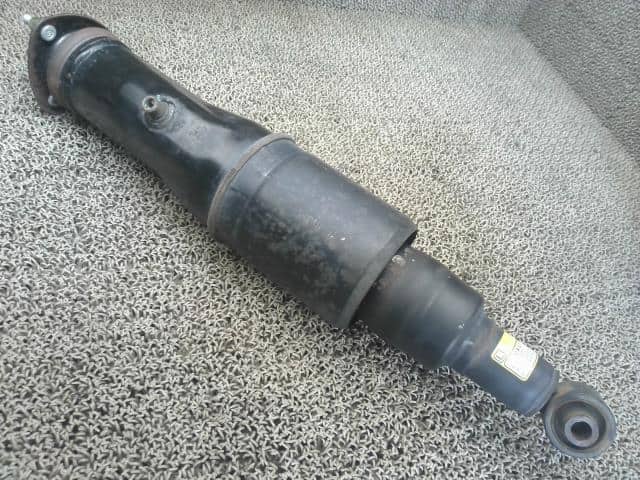 Rear Left Air Suspension TOYOTA Crown Majesta 2004 DBA-UZS186 4809030140 — photo 1