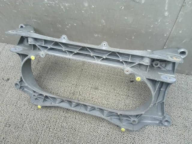 Front Member TOYOTA Crown Majesta 2004 DBA-UZS186 5120130130 — photo 3