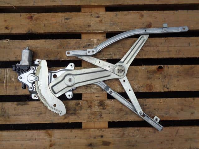Front Left Door Regulator HINO Dutro 2008 BJG-XKU508M 6980237061 — photo 5