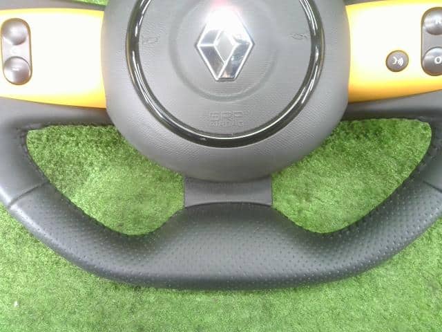 Steering Wheel Renault Twingo 2022 7BA-AHB4D1 — photo 5