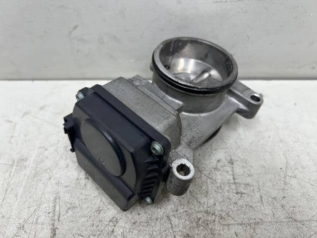 Throttle Body Renault Kangoo 2005 GH-KCK4M 8200063652 — photo 2