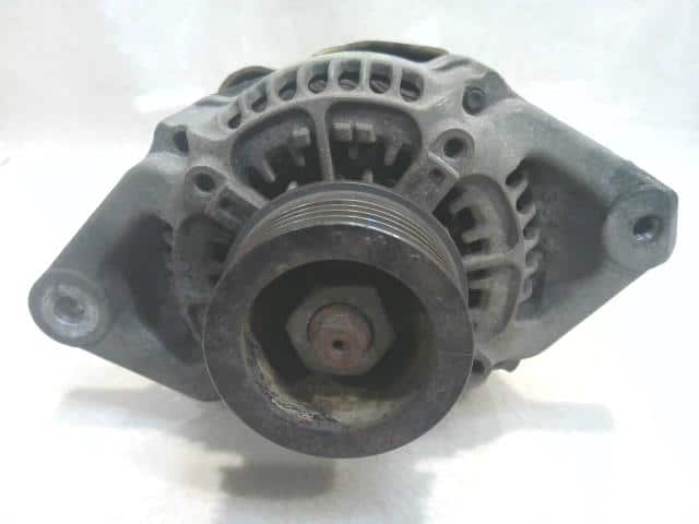 Alternator SUZUKI Jimny 1997 E-JA22W 3140050E11 — photo 2