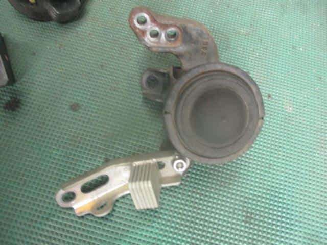 Engine Parts SUZUKI Swift 2013 CBA-ZC32S — photo 2