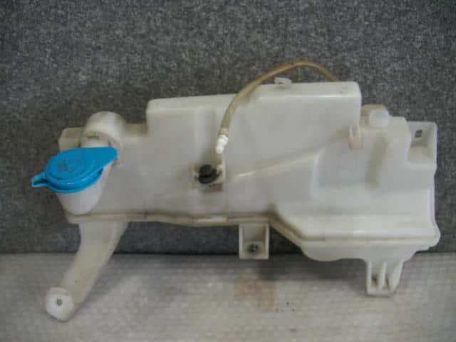 Windshield Washer Tank SUZUKI Alto 2014 DBA-HA36S — photo 1