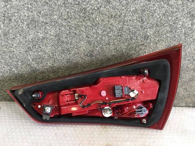 Left Tail Light AUDI Audi a1 2011 DBA-8XCAX — photo 3