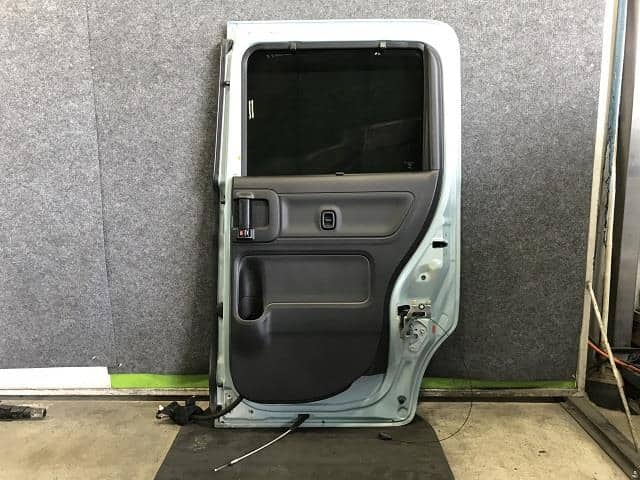 Rear Right Door Assembly SUZUKI Spacia 2017 DAA-MK53S — photo 5