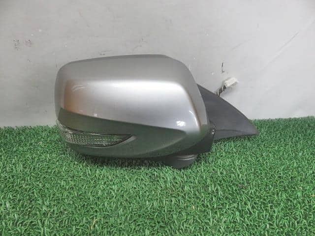 Right Side Mirror SUBARU Legacy 2009 DBA-BR9 91036AJ020 — photo 1