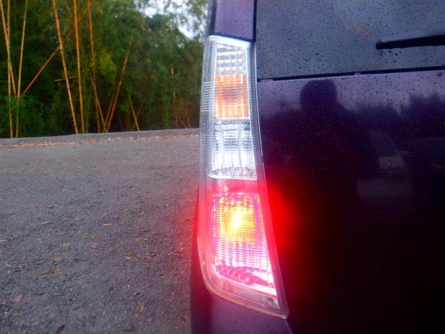 Left Tail Light SUZUKI Wagon R 2009 DBA-MH23S 3567070K10 — photo 1