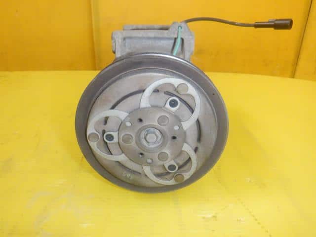 A/C Compressor ISUZU ELF 2006 PB-NKR81AN 8973204031 — photo 1