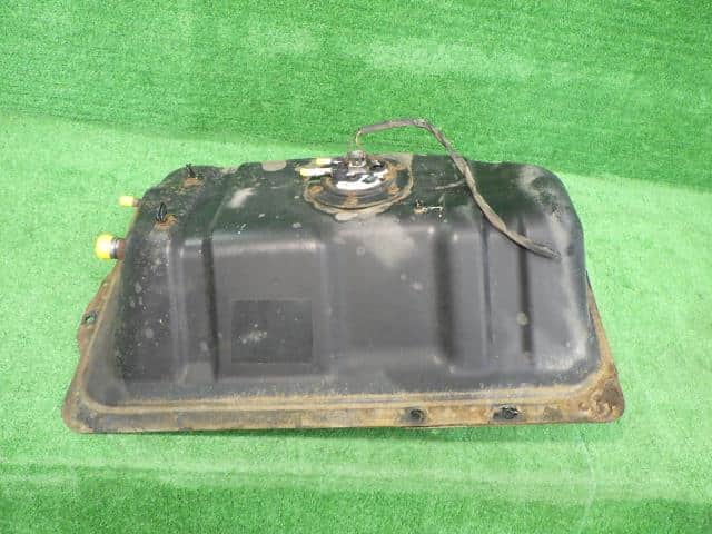 Fuel Tank SUZUKI Jimny 2005 ABA-JB23W 8910181AD1 — photo 1
