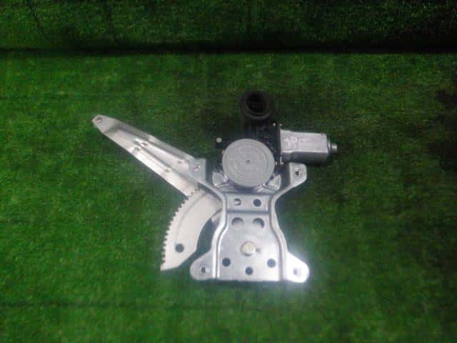 Rear Right Door Regulator SUZUKI Lapin 2004 ABA-HE21S 8350175H00 — photo 1