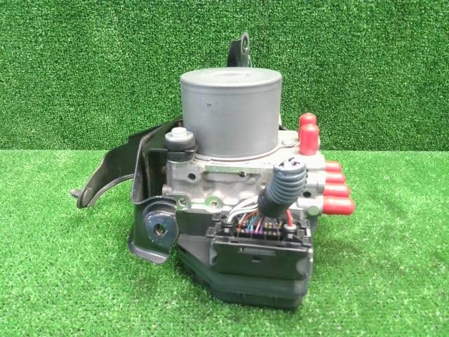 ABS Actuator TOYOTA Crown 2013 DBA-GRS210 4405030730 — photo 2