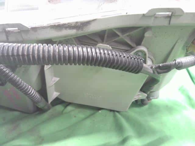Right Headlight TOYOTA Crown 2004 CBA-GRS180 8111030A50 — photo 7