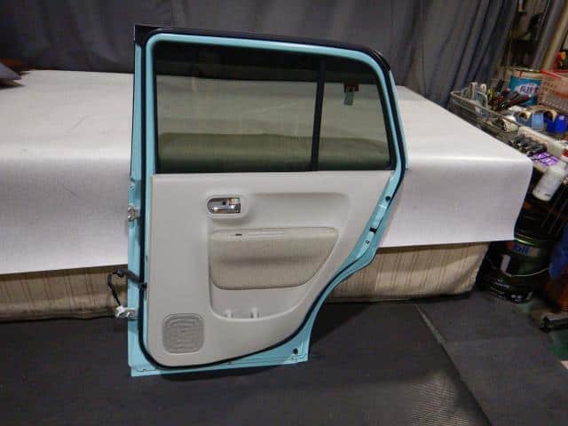 Rear Right Door Assembly SUZUKI Lapin 2015 DBA-HE33S 6800380P00 — photo 2