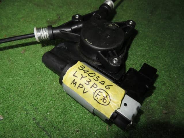 Front Right Door Regulator MAZDA MPV 2007 DBA-LY3P L20658590B — photo 3