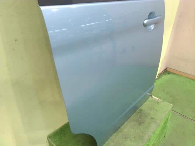 Rear Right Door Assembly SUZUKI Solio 2015 DBA-MA15S 6850182K20 — photo 3