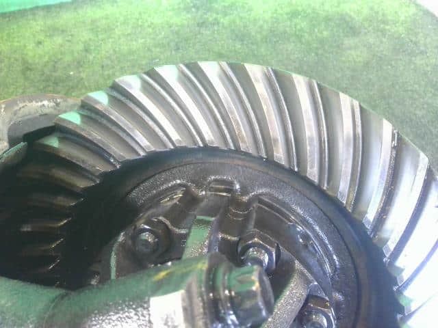 RF Rigid Differential Assembly ISUZU ISUZU LARGESIZE CAR 2006 PJ-CYY51V6J 1410032040 — photo 4