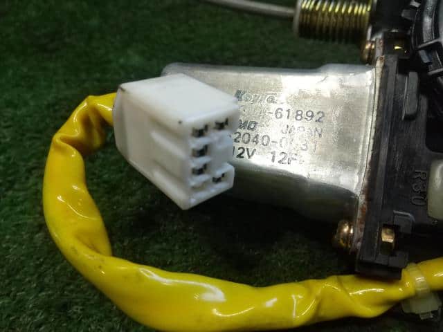 Front Right Door Regulator MAZDA MPV 2005 CBA-LW3W L0815858XA — photo 3