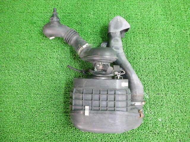Air Cleaner Assembly ISUZU ELF 2012 TKG-NHR85AN — photo 1