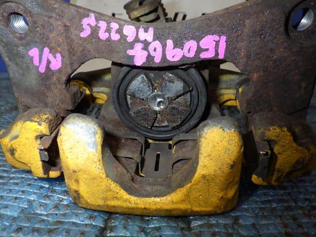 Rear Left Caliper SUBARU Pleo 2002 TA-RA1 — photo 3