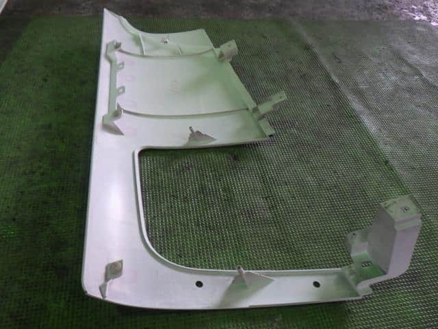 Left Front Side Body Panel Mitsubishi Fuso Fighter Mignon 2010 SKG-FK72FY MC978287 — photo 2