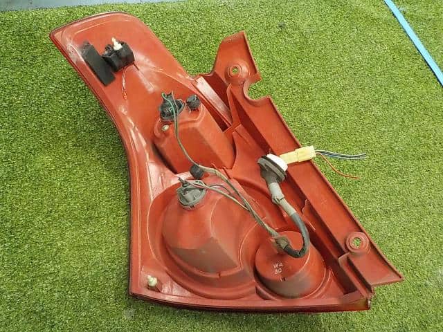 Right Tail Light SUZUKI Swift 2008 CBA-ZC31S 3565057K00 — photo 2